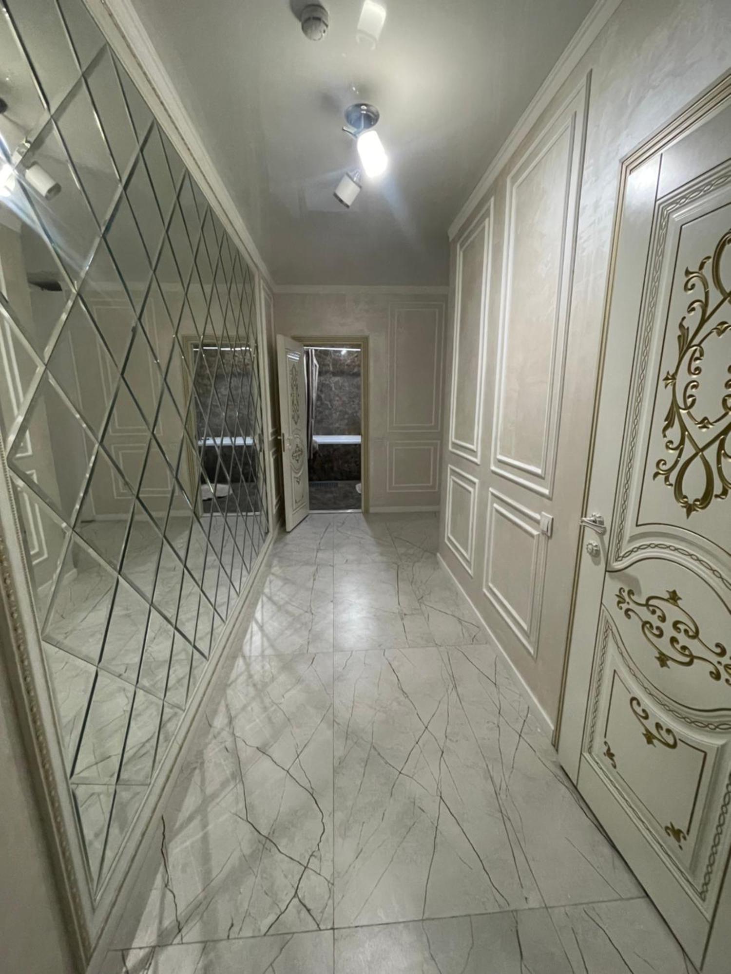 3-room Altyn Bulak 1 Apartment *