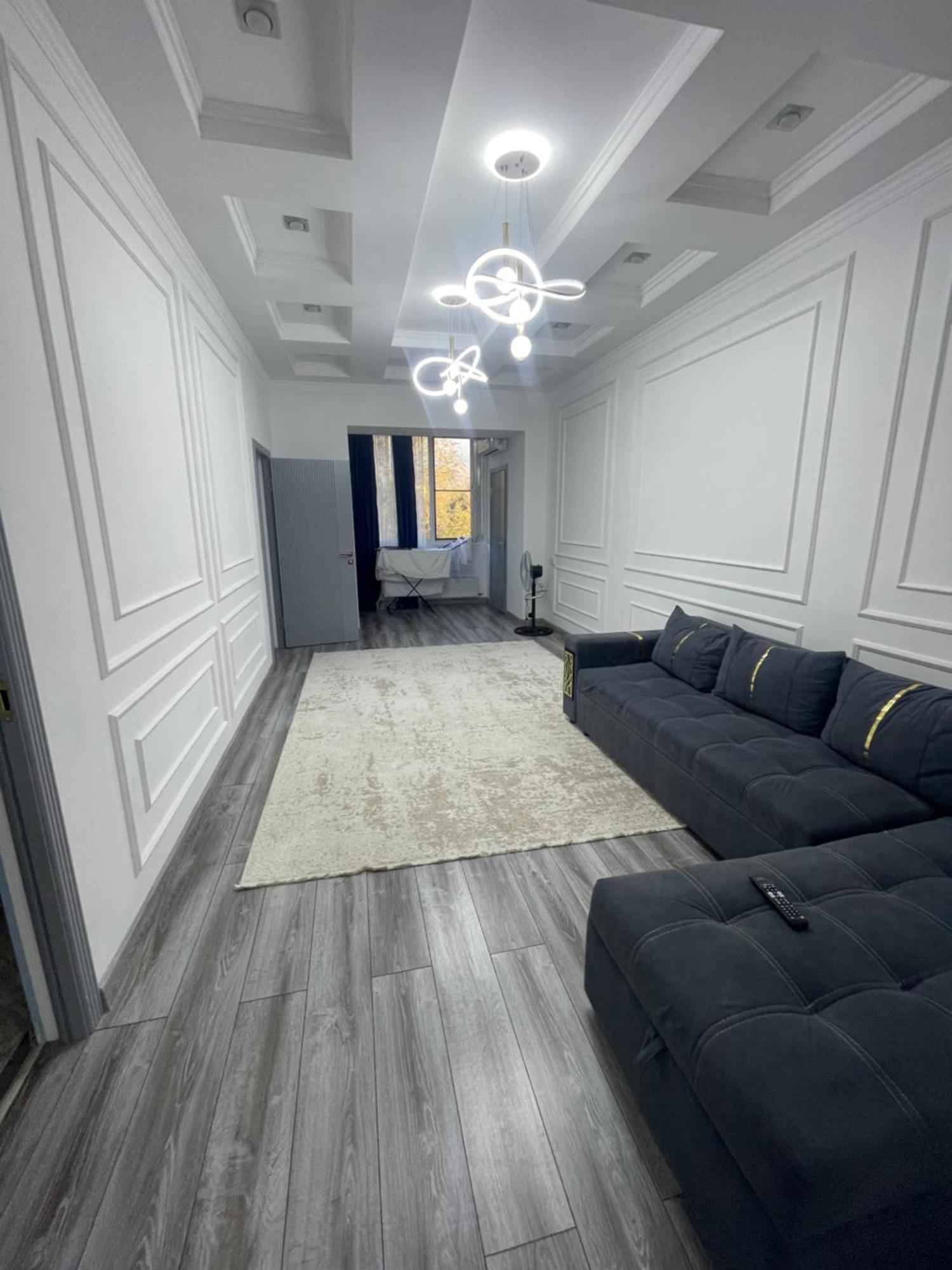 3-room Altyn Bulak 1 Apartment *